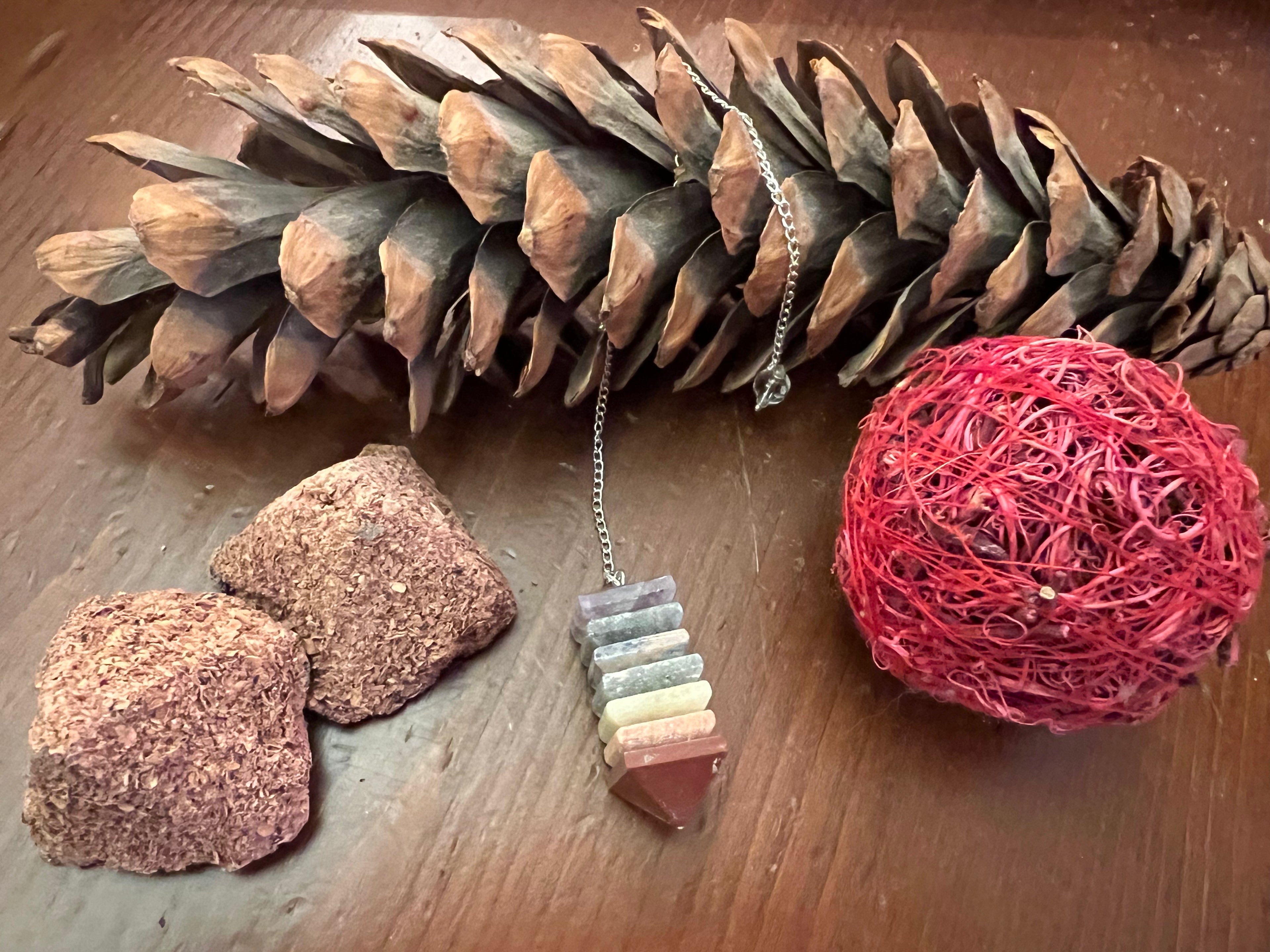 PÉNDULO FACETADO DE CHAKRAS