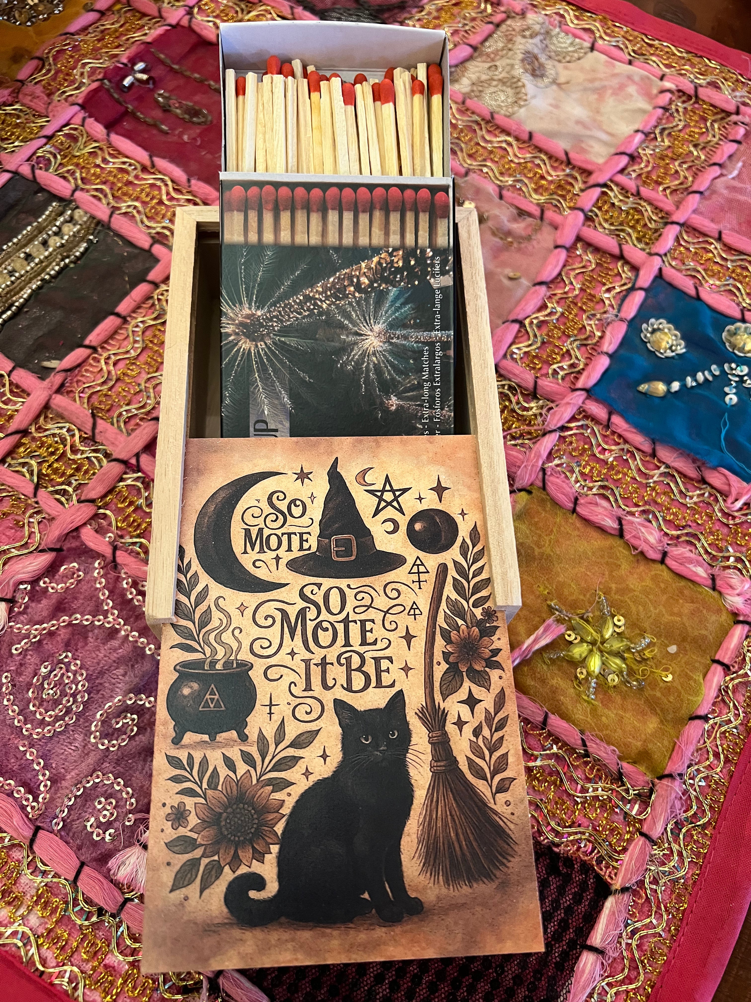 LA CAJA DE LA BRUJA ASTRAL